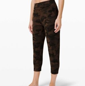 Lululemon Align Jogger Crop 23" Heritage 365 Camo Brown Earth Multi 4 Sporty